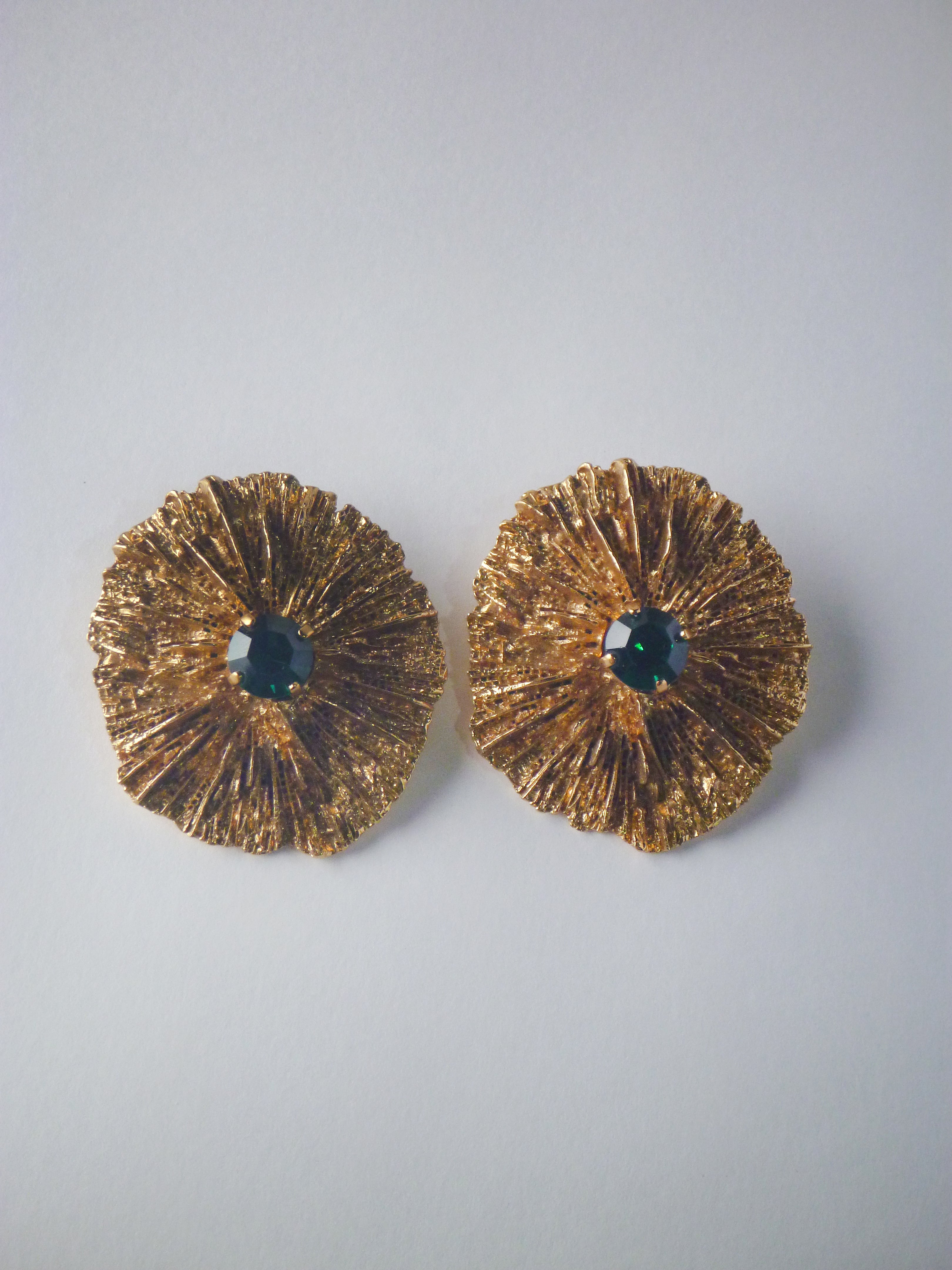Vintage Yves Saint Laurent Gold Sunburst Clip-On Earrings – Green Stone, Made in France